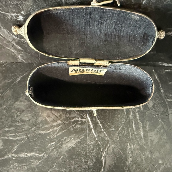 ARTISTIC Brass Pillow Clutch - Picture 11 of 13